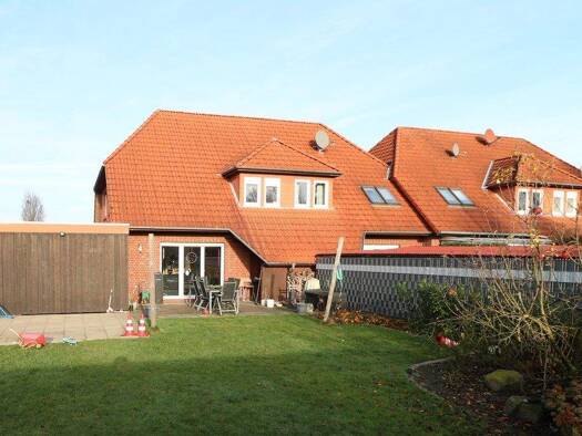 Reihenmittelhaus zum Kauf 259.000 € 4 Zimmer 98,3 m² 395 m² Grundstück Cloppenburg 49661