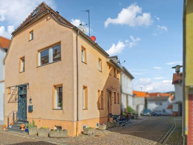 Einfamilienhaus zum Kauf 425.000 € 4 Zimmer 148 m² 86 m² Grundstück Groß-Umstadt 64823