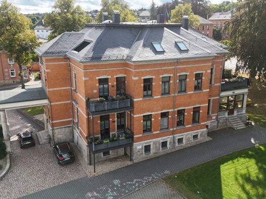 Wohnung zur Miete 750 € 3 Zimmer 102 m² 3 Geschosse frei ab 01.01.2026 Auerbach 08209