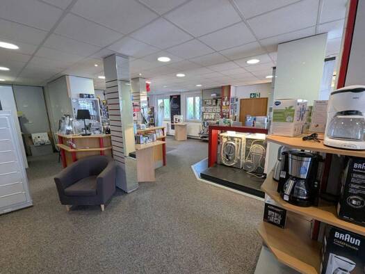 Laden zur Miete 1.944 € 3 Zimmer 170 m² Verkaufsfläche Schorndorfer Straße 6 Grunbach Remshalden 73630