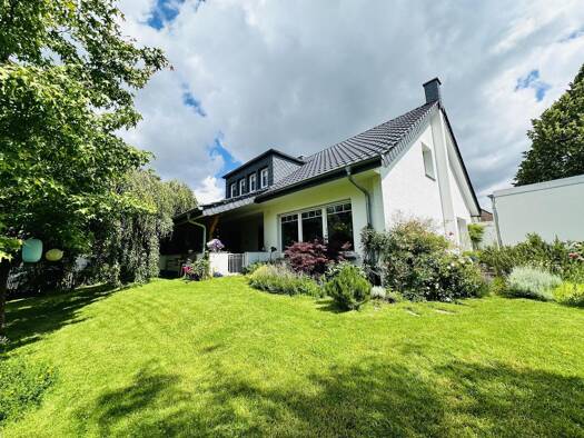 Einfamilienhaus zum Kauf 798.000 € 6 Zimmer 195 m² 793 m² Grundstück Schötmar Bad Salzuflen 32108