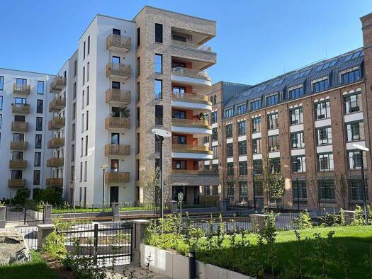 Wohnung zur Miete 1.450 € 2 Zimmer 69 m² 6. Geschoss frei ab sofort Kleyerstraße 11 Gallus Frankfurt am Main 60326