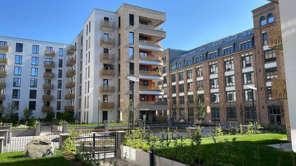 Wohnung zur Miete 1.450 € 2 Zimmer 69 m² 6. Geschoss frei ab sofort Kleyerstraße 11 Gallus Frankfurt am Main 60326