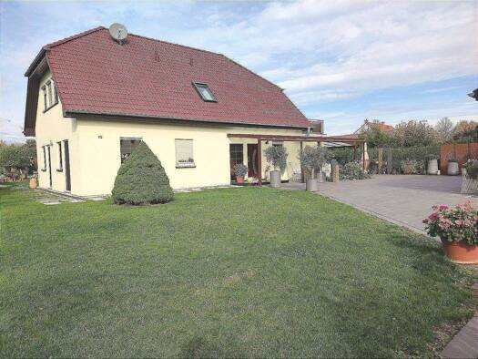 Einfamilienhaus zum Kauf 855.000 € 9 Zimmer 334 m² 1.082 m² Grundstück Töttleben Erfurt 99098