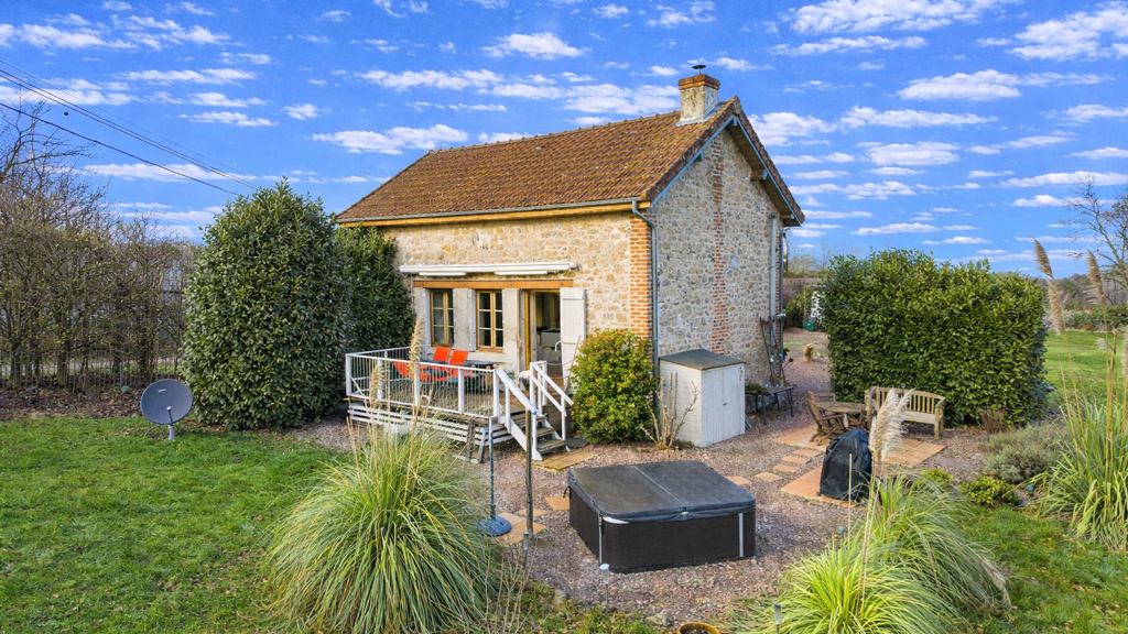 Villa zum Kauf 159.000 € 2 Zimmer 70 m² 2.983 m² Grundstück frei ab sofort Route du Village 375 Le Bourg 71190