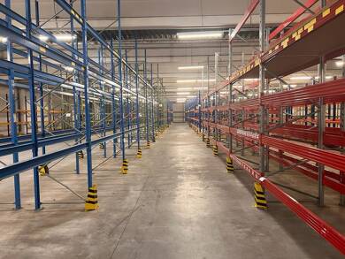 Lagerhalle zur Miete 1.838 m² Lagerfläche teilbar ab 1.838 m² Marten Dortmund 44379