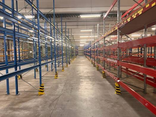 Lagerhalle zur Miete 1.838 m² Lagerfläche teilbar ab 1.838 m² Marten Dortmund 44379