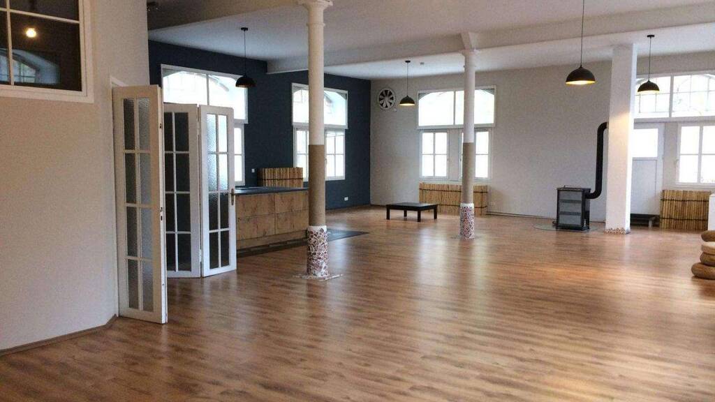 Land-/Forstwirtschaft zum Kauf 1.995.000 € 30.000 m² Grundstück Lindenberg 67473