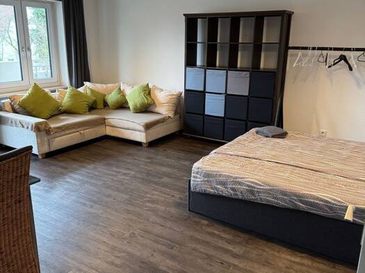 Wohnung zur Miete 800 € 1 Zimmer 42 m² frei ab sofort Weigelshof Nürnberg 90491