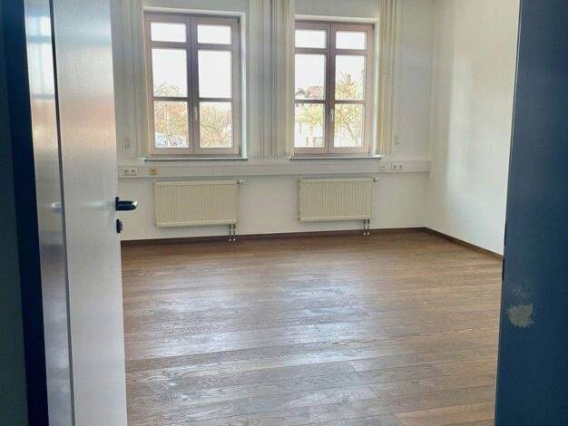 Bürofläche zur Miete provisionsfrei 550 € 47 m² Bürofläche Siemensstraße 4 Dorfen 84405