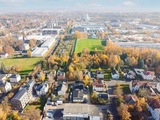 Grundstück zur Versteigerung 79.000 € 8.715 m² Grundstück Schönau Chemnitz 09116