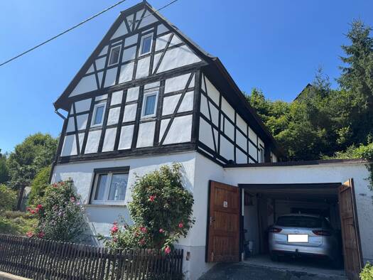 Einfamilienhaus zum Kauf 129.000 € 4 Zimmer 122 m² 530 m² Grundstück Steingrube 18 Remse 08373