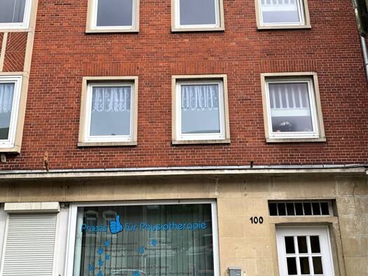 Wohnung zur Miete 500 € 3 Zimmer 80 m² 2. Geschoss frei ab 01.11.2025 Stadtzentrum Emden 26721