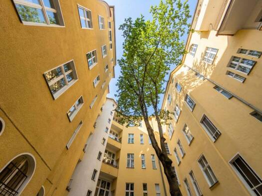 Wohnung zum Kauf 549.000 € 2 Zimmer 95 m² 1. Geschoss Charlottenburg Berlin 10629