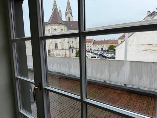 Maisonette zur Miete 1.445 € 210 m² 2. Geschoss Wiener Neustadt 2700