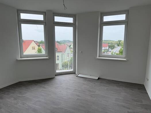 Wohnung zur Miete 296 € 2 Zimmer 37 m² EG frei ab sofort Hugo-Haase-Straße 8 Strehla Strehla 01616