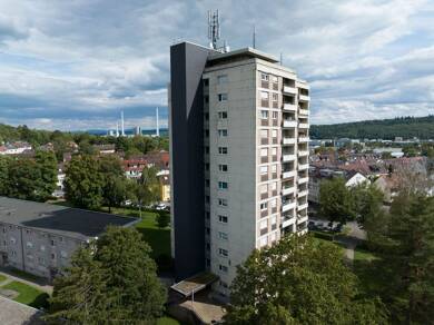 Wohnung zur Miete 764 € 2 Zimmer 74,3 m² 12. Geschoss frei ab 01.09.2025 Breslauer Str. 99 Oberesslingen Esslingen am Neckar 73730