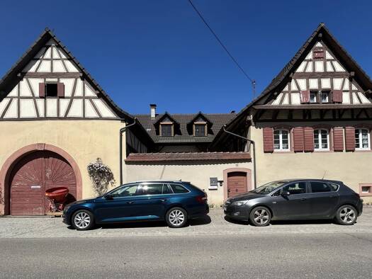 Mehrfamilienhaus zum Kauf provisionsfrei 460.000 € 8 Zimmer 257,8 m² 473 m² Grundstück Eichstetten 79356