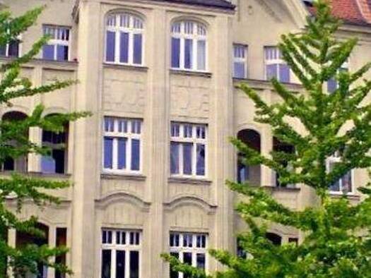 Wohnung zur Miete 709 € 3 Zimmer 94,5 m² 3. Geschoss frei ab 01.06.2026 Lessingstraße 2 Ströbitz Cottbus 03046