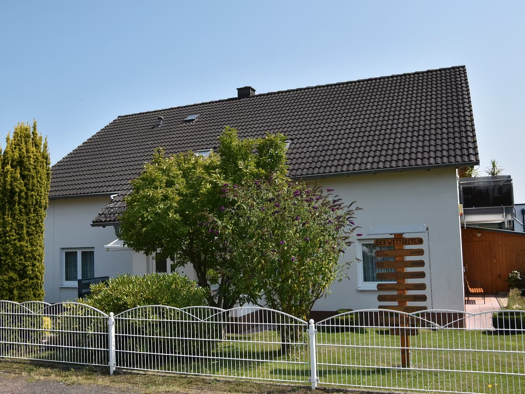 Haus zum Kauf 389.000 € 8 Zimmer 266 m² 670 m² Grundstück Meudt 56414