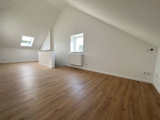 Doppelhaushälfte zur Miete 650 € 1,5 Zimmer 60 m² 100 m² Grundstück frei ab sofort Heusweiler Heusweiler 66265