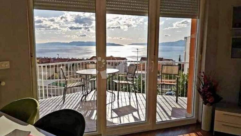 Wohnung zur Miete 1.000 € 3 Zimmer 64 m² 1. Geschoss Drenova