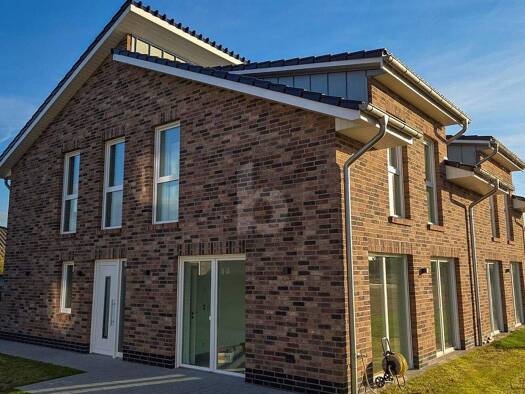 Doppelhaushälfte zum Kauf 348.000 € 4 Zimmer 125 m² 308 m² Grundstück Drebber 49457