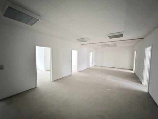 Bürofläche zur Miete provisionsfrei 7 € 6 Zimmer 188 m² Bürofläche St Johann Saarbrücken 66111