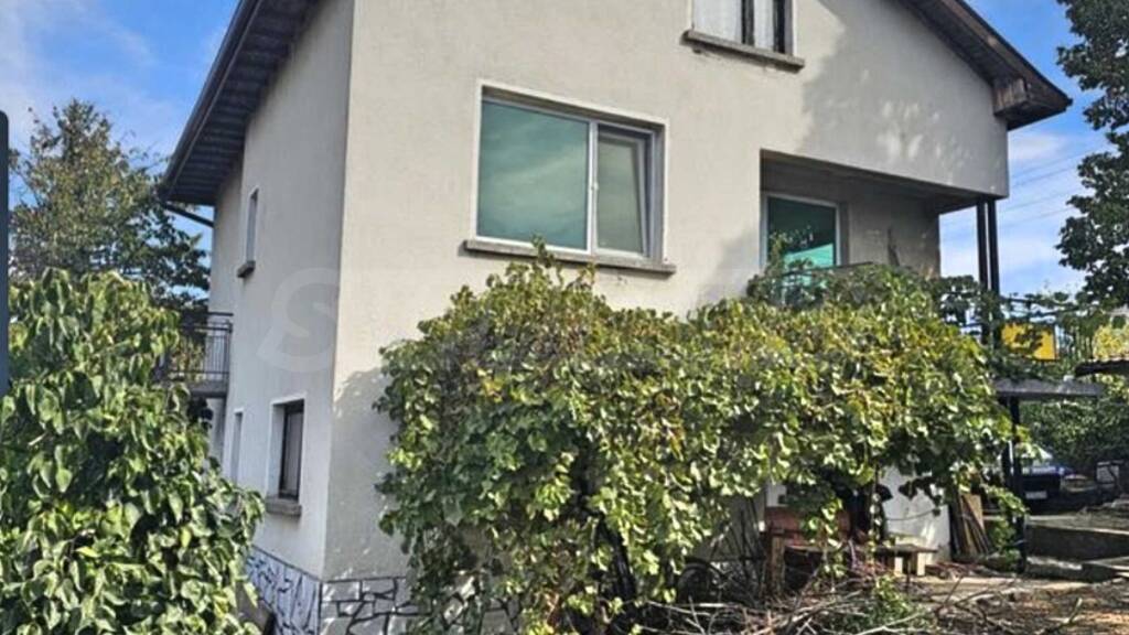 Reihenmittelhaus zum Kauf 95.000 € 6 Zimmer 246 m² Zlokuchene