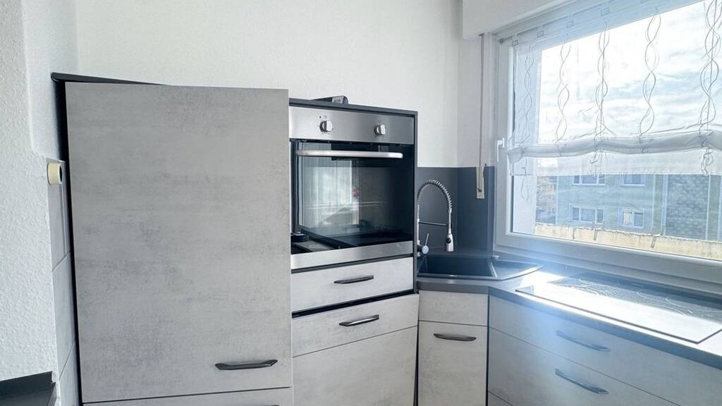 Wohnung zum Kauf 105.000 € 2,5 Zimmer 57 m² 3. Geschoss frei ab 01.05.2026 Fahrn Duisburg 47178