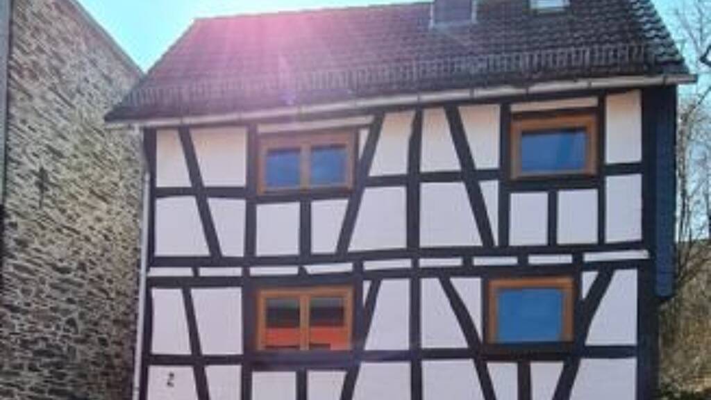 Einfamilienhaus zur Miete 1.000 € 3 Zimmer 82 m² 75 m² Grundstück Pfahlweg 2 Lindschied Bad Schwalbach 65307