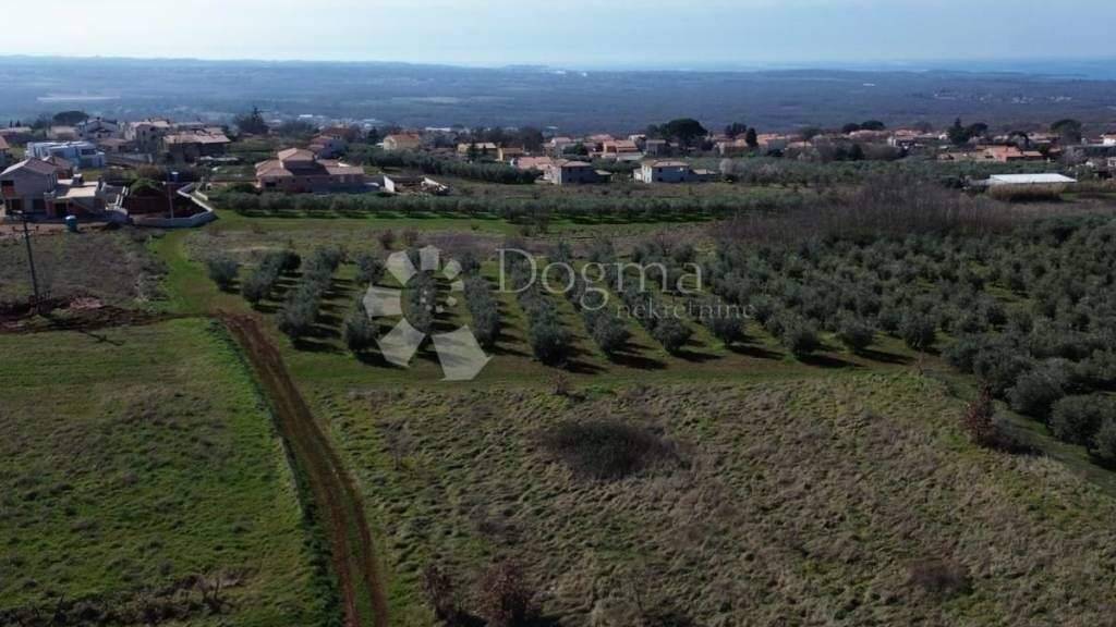 Land-/Forstwirtschaft zum Kauf 118.100 € Kastelir-Labinci