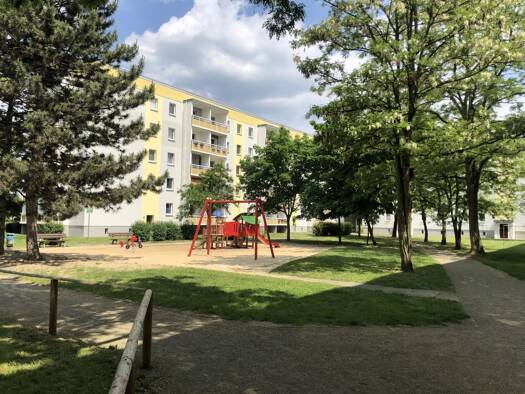 Wohnung zur Miete 385 € 3 Zimmer 61,9 m² 5. Geschoss frei ab 01.09.2025 Hutungstraße 50 Schmellwitz Cottbus 03044