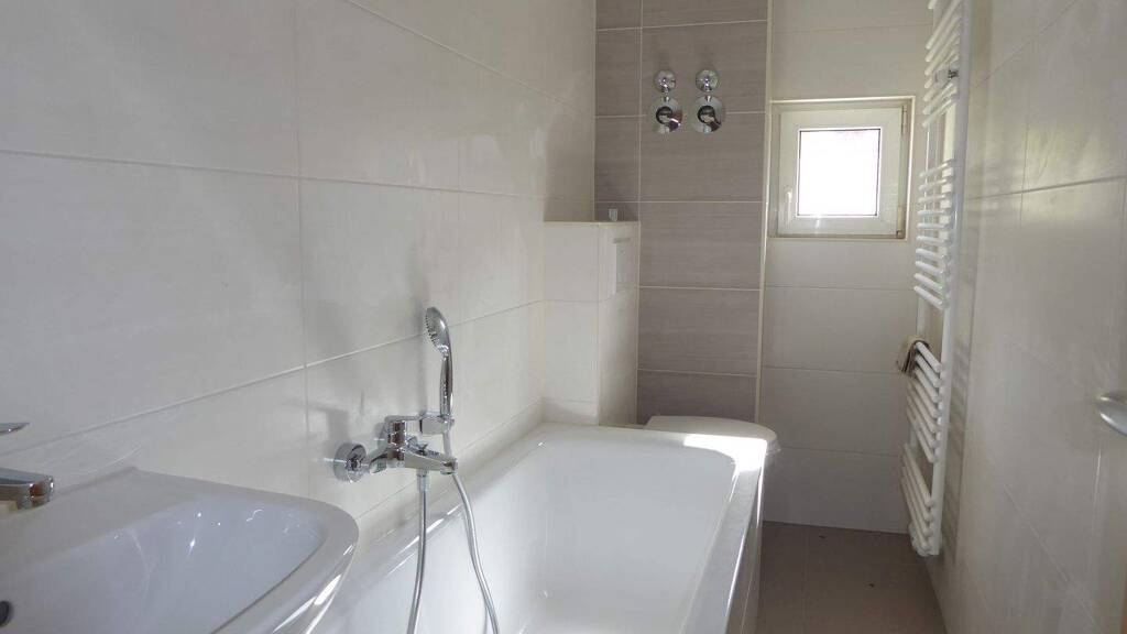 Wohnung zur Miete 280 € 2 Zimmer 40 m² 2. Geschoss Heinrich-Heine-Str. 1 Unterwellenborn 07333