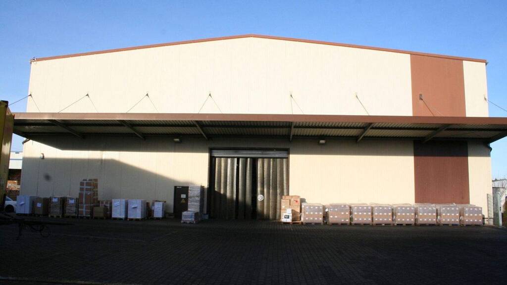 Lagerhalle zur Miete provisionsfrei 2,25 € 5.000 m² Lagerfläche Mosel Zwickau / Mosel 08058