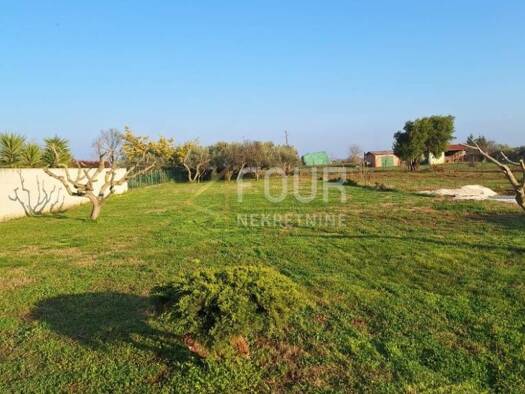 Wohn- und Gewerbegrundstück zum Kauf 166.000 € Loborika, Marčana Marčana 52206