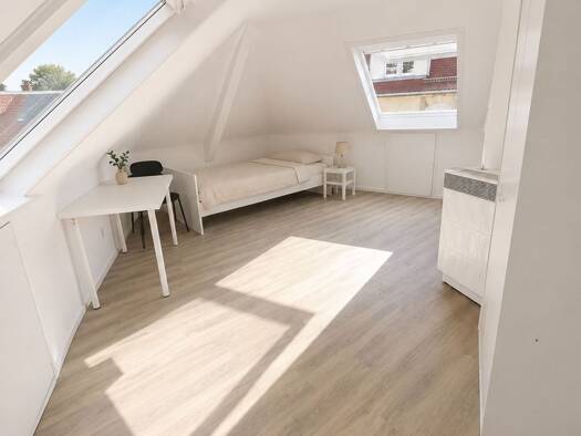 Wohnung zur Miete 400 € 1 Zimmer 11,8 m² Alexanderstraße 180 Süd Süd 70180