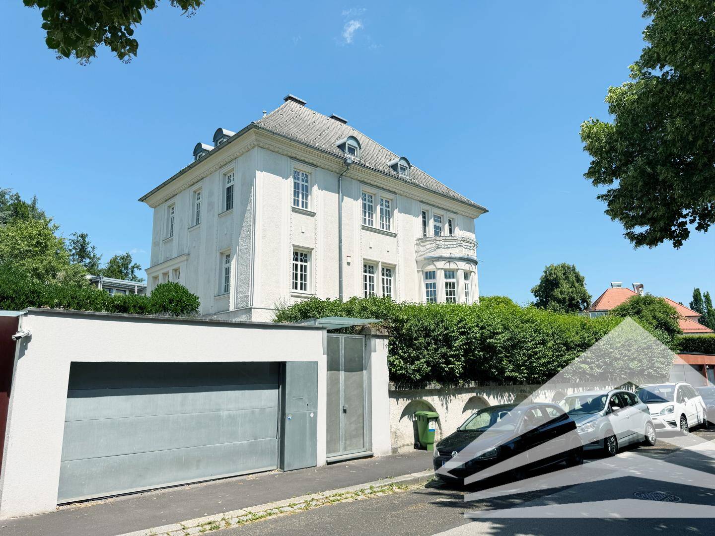 Ev, 250 m²