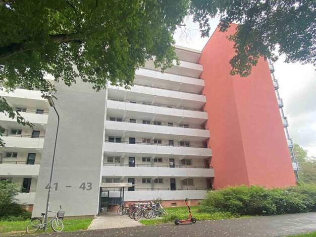 Wohnung zur Miete 823 € 2 Zimmer 64 m² 3. Geschoss frei ab 04.11.2026 Weißkirchener Weg 41 Niederursel Frankfurt am Main 60439