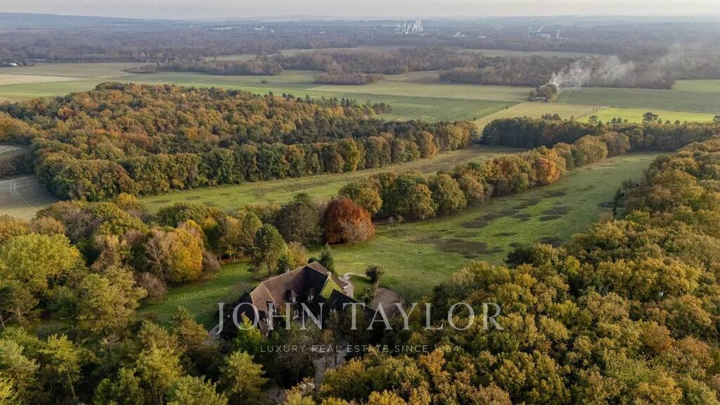 Einfamilienhaus zum Kauf 1.890.000 € 12 Zimmer 700 m² 590.000 m² Grundstück Provins 10400
