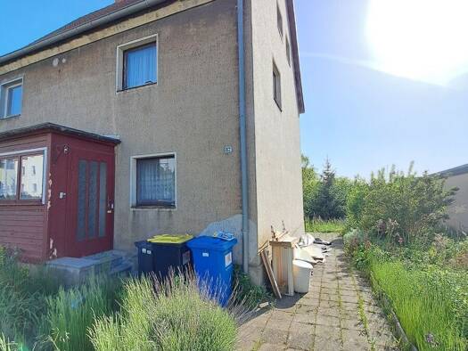Doppelhaushälfte zum Kauf 100.000 € 4 Zimmer 82,8 m² 630 m² Grundstück Frauensteiner Straße 82 Freiberg Freiberg 09599