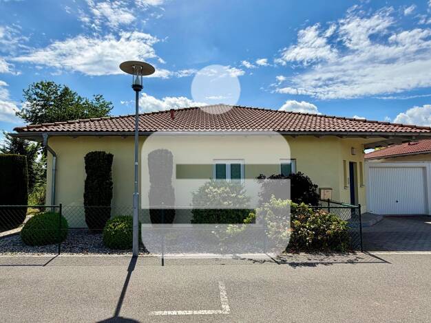 Bungalow zum Kauf 550.000 € 4 Zimmer 125,2 m² 471 m² Grundstück Kümmersbruck Kümmersbruck 92245