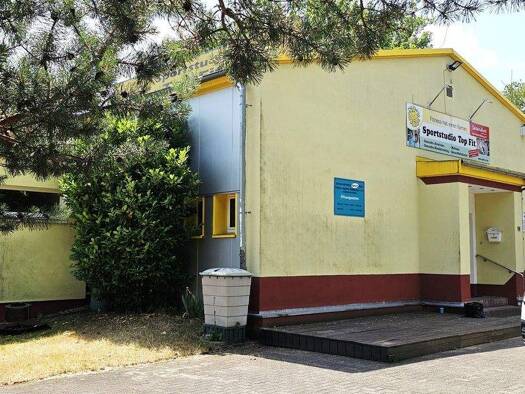 Haus zum Kauf 209.000 € 9 Zimmer 610 m² 1.955 m² Grundstück Roßlau Dessau-Roßlau 06862