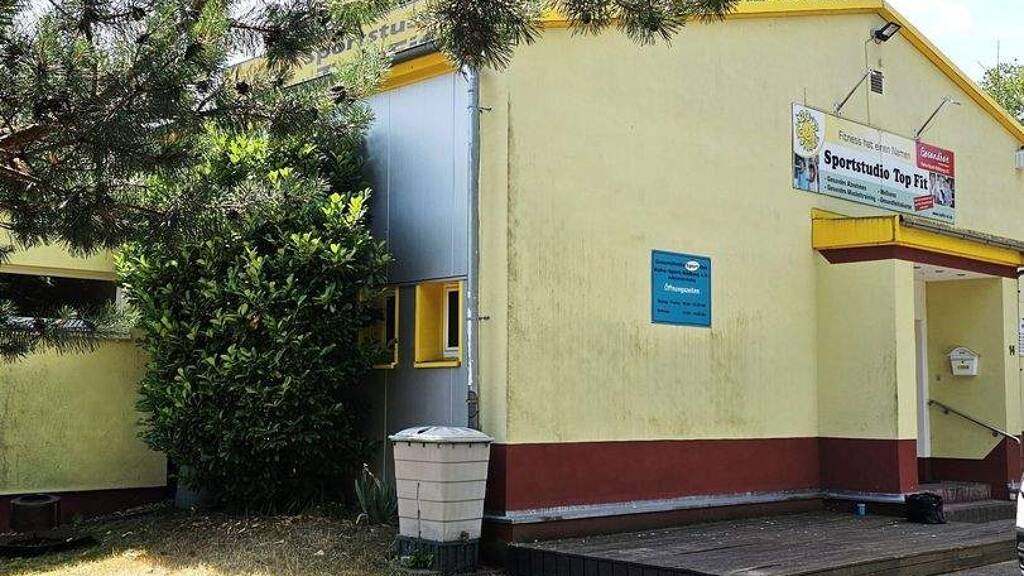 Haus zum Kauf 209.000 € 9 Zimmer 610 m² 1.955 m² Grundstück Roßlau Dessau-Roßlau 06862