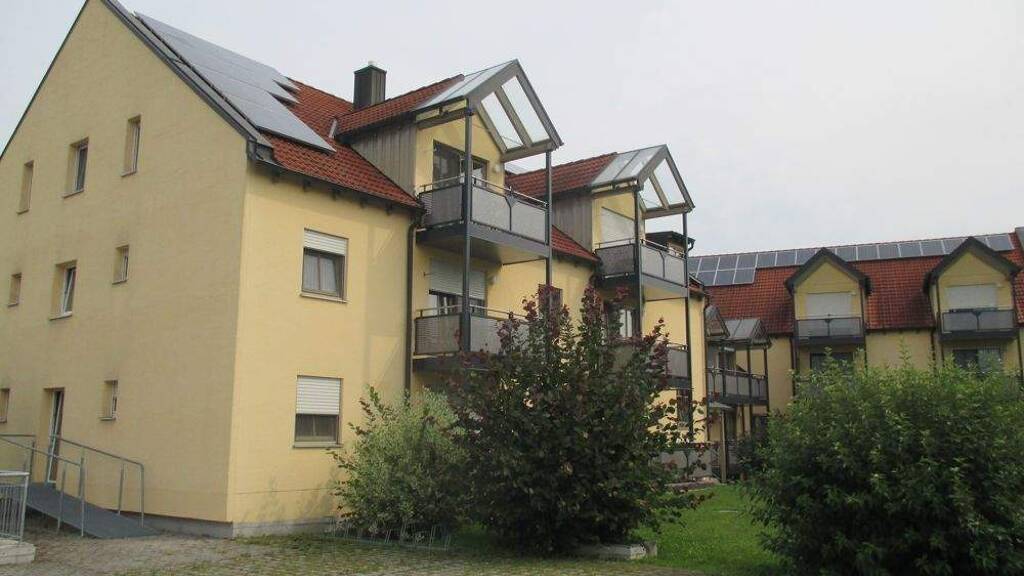 Studio zur Miete 320 € 1 Zimmer 33 m² 3. Geschoss frei ab 01.04.2026 Würding Bad Füssing 94072