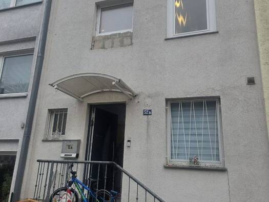 Reihenhaus zur Miete 1.350 € 5 Zimmer 92 m² frei ab sofort Vohwinkel Wuppertal 42327