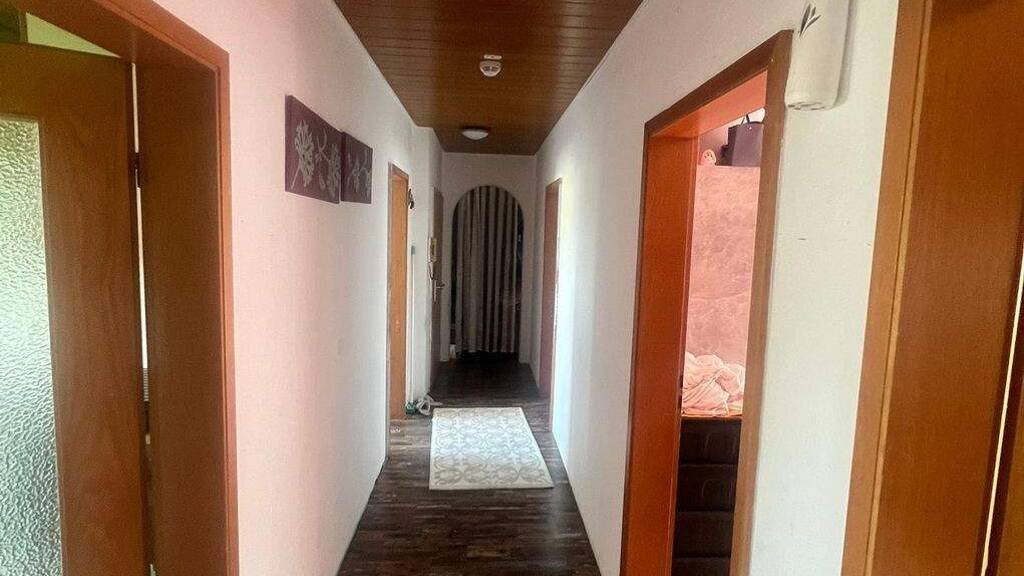 Wohnung zur Miete 850 € 4 Zimmer 137 m² Geschoss 3/3 frei ab sofort Wichdorf Niedenstein 34305