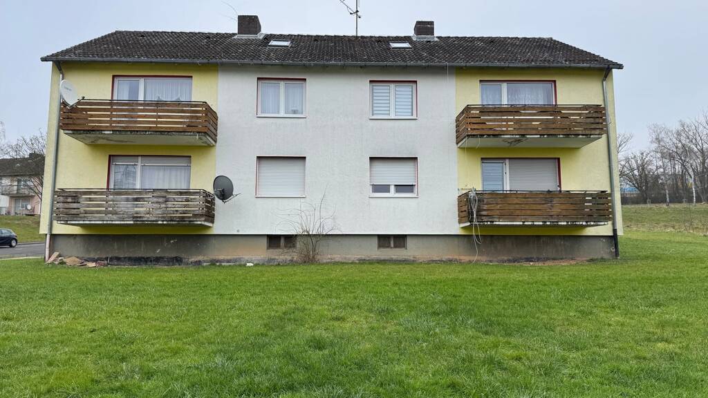 Mehrfamilienhaus zum Kauf 496.000 € 386 m² 1.212 m² Grundstück Bad Hersfeld 36251
