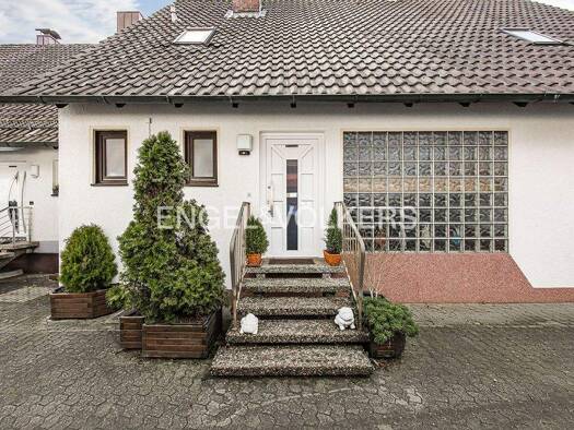 Doppelhaushälfte zum Kauf 369.000 € 4 Zimmer 144 m² 355 m² Grundstück Ludersheim Altdorf bei Nürnberg 90518