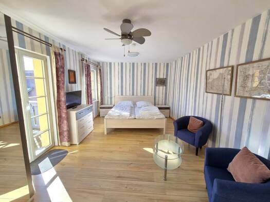 Wohnung zur Miete 377 € 2 Zimmer 37,7 m² Geschoss 1/3 frei ab 01.10.2026 Fischerstraße 3 Waren Waren (Müritz) 17192